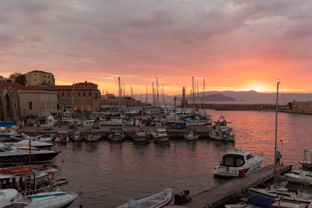 Destino Home Overlooking The Venetian Port Of Chania Hriszí Aktí Haniá Kültér fotó