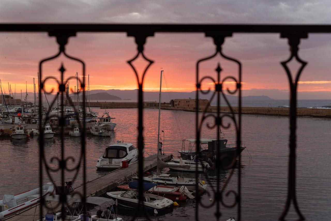 Destino Home Overlooking The Venetian Port Of Chania Hriszí Aktí Haniá Kültér fotó