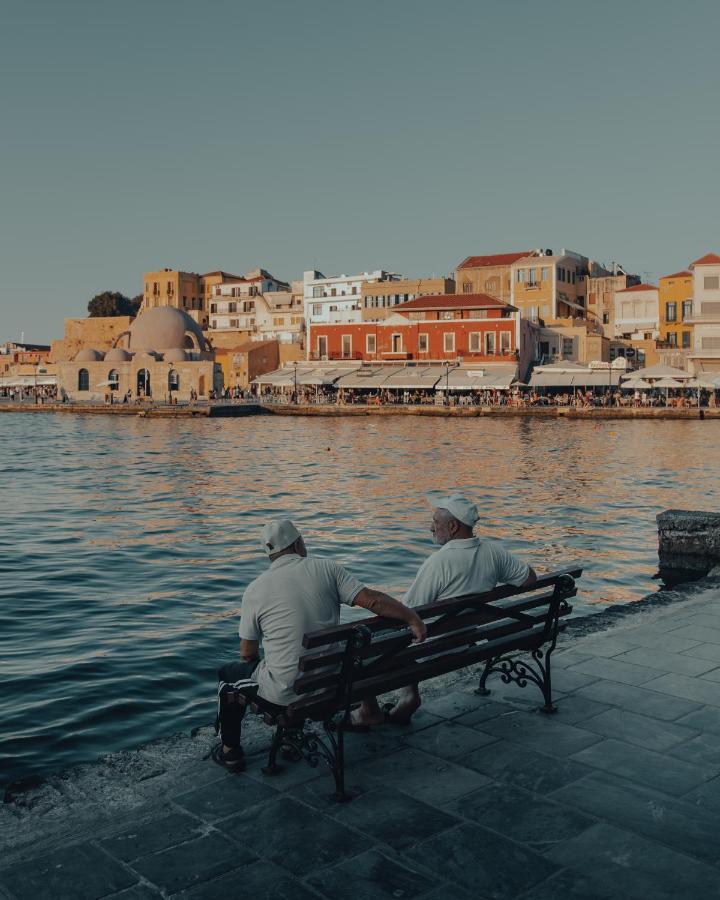 Destino Home Overlooking The Venetian Port Of Chania Hriszí Aktí Haniá Kültér fotó
